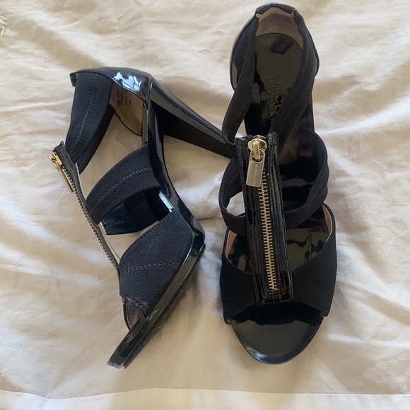 Michael Kors Zip Front Black Patent Heels - Picture 1 of 10